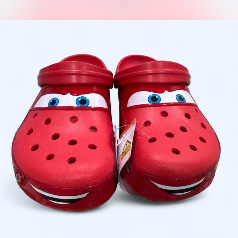 Crocs lightning McQueen